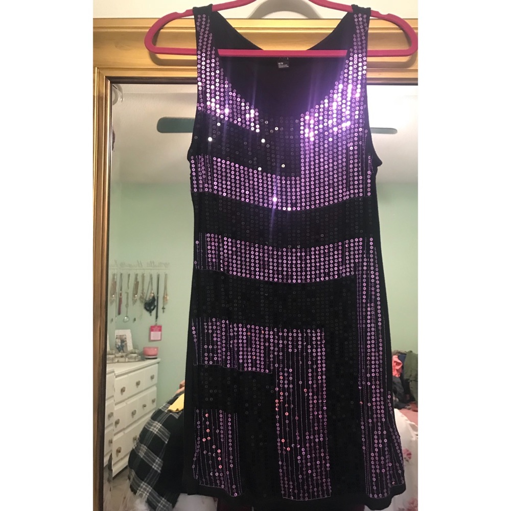💥DONATING SOON💥Purple sequin mini dress